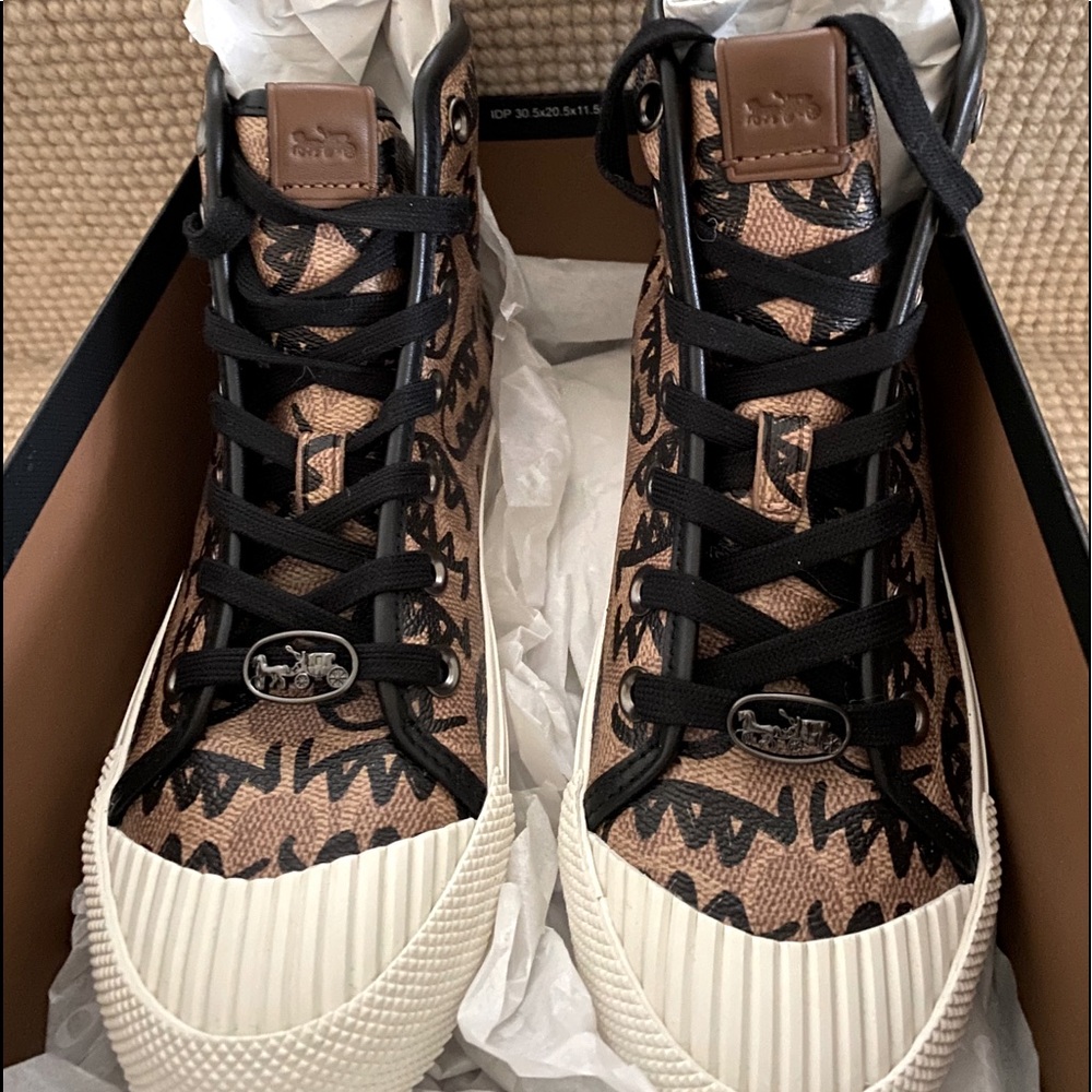 Authentic Coach GY Sig Block shoes